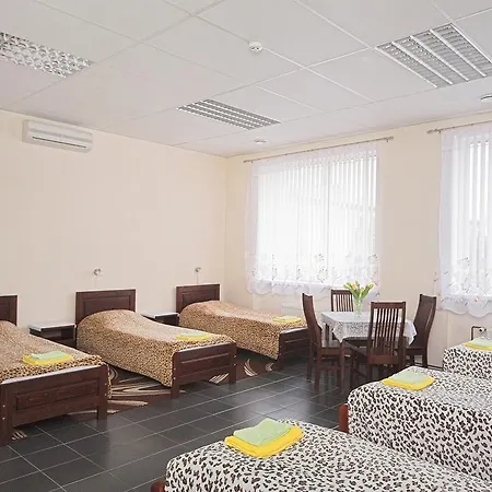 Yasmina Hostel *