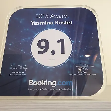 Хостел Yasmina *