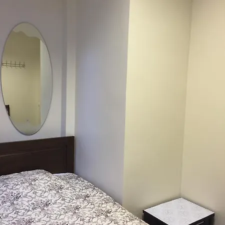 Хостел Yasmina *
