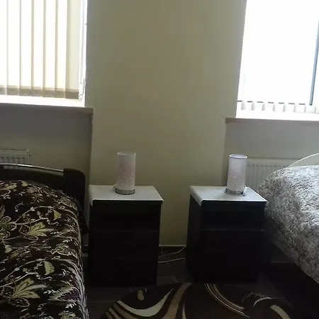 Хостел Yasmina *