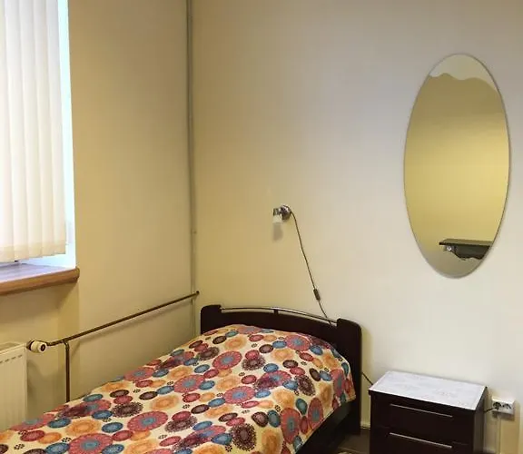 Yasmina Хостел *