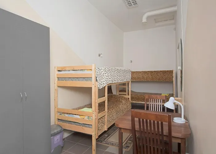 Yasmina Хостел Валга