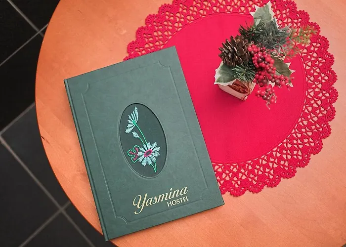Yasmina Хостел