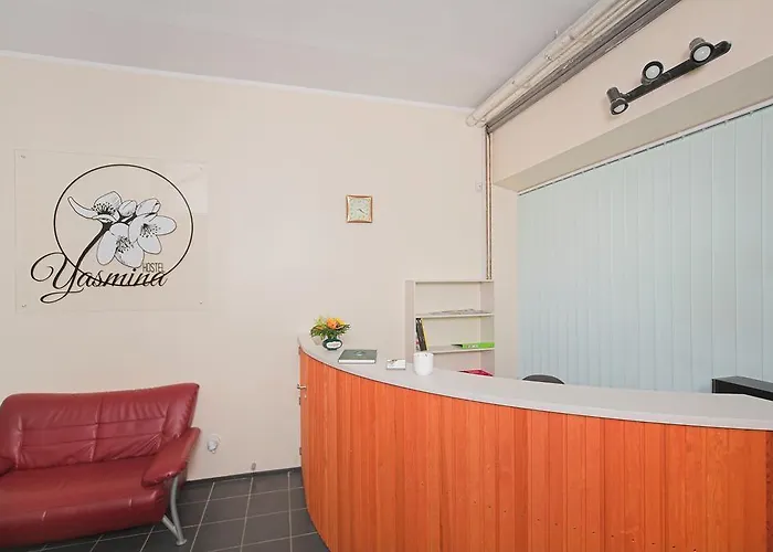 Хостел Yasmina *