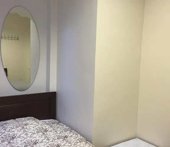 Хостел Yasmina *